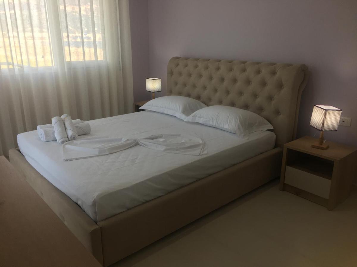 Linda'S Apartment Vlore Exterior photo
